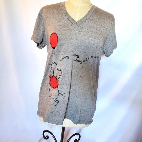 Disney Winnie the Pooh Vneck T Shirt, Medium - Picture 1 of 5